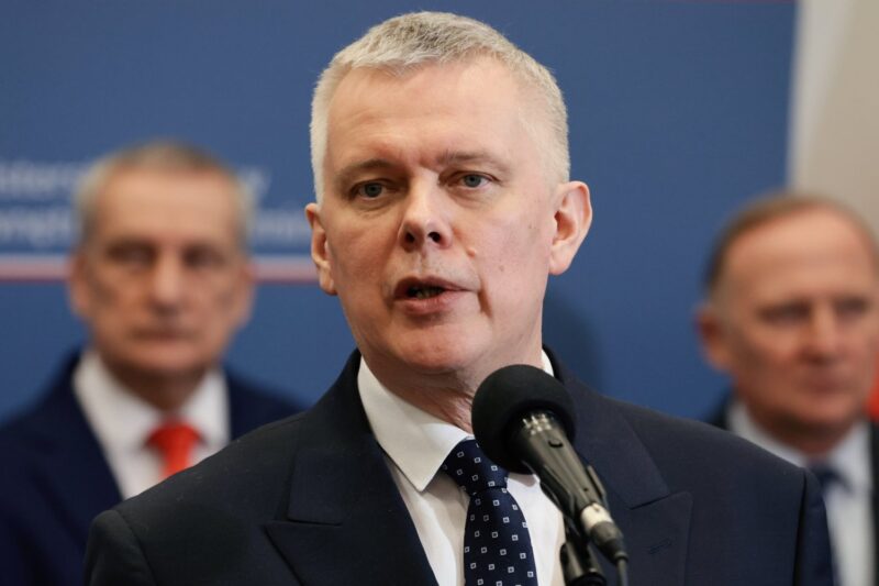 Obława za Tadeuszem Dudą. Szef MSWiA z ważnym apelem do Polaków