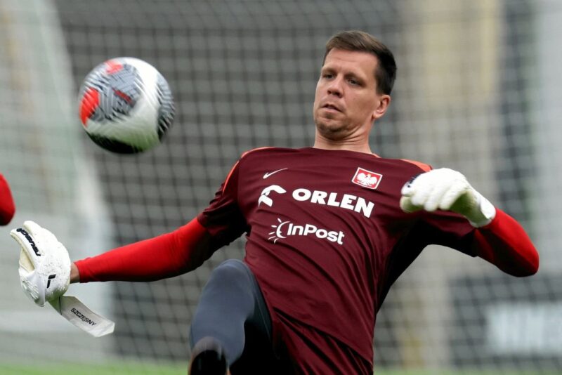 Szczęsny nie jest już piłkarzem FC Barcelona. Zamieszanie z kontraktem