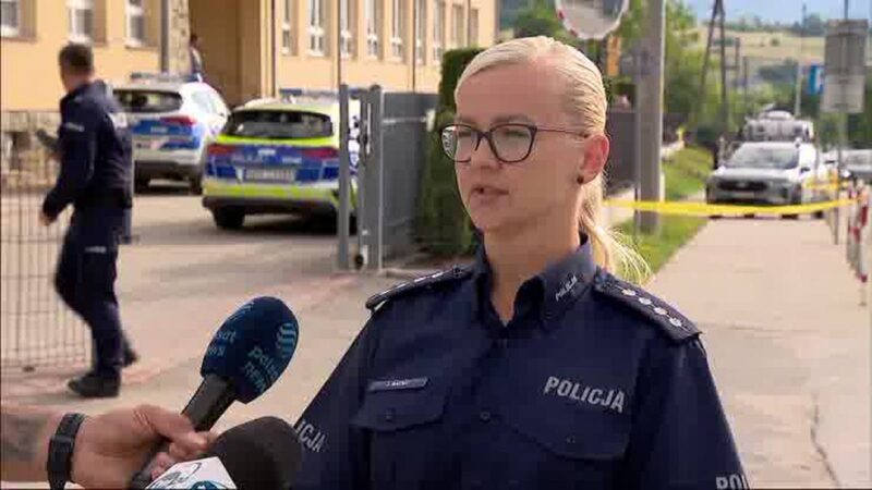 Grzegorz Braun w prokuraturze. „Nie przyznał się, odpowiadał na pytania”