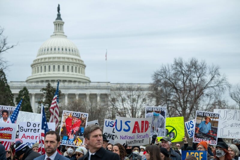 USAID przechodzi do historii. Departament Stanu przejmuje wybrane programy. „Mogą nie przetrwać roku”