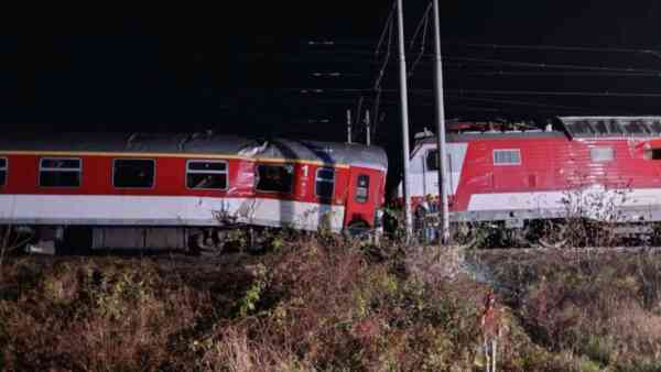 Katastrofa kolejowa na Słowacji. Zderzyły się dwa pociągi pasażerskie