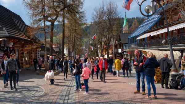 Zakopane poza czołówką. Nietypowy wybór Polaków w długi weekend listopadowy