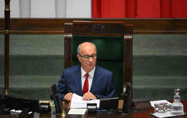 Czarzasty nie zagłosował za Hołownią. „Szymon, przepraszam”