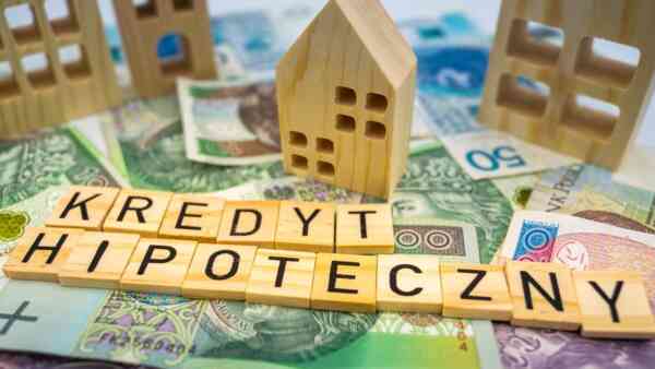 Myślisz, że Polacy ruszyli po mieszkania? Błąd, to masowa ucieczka