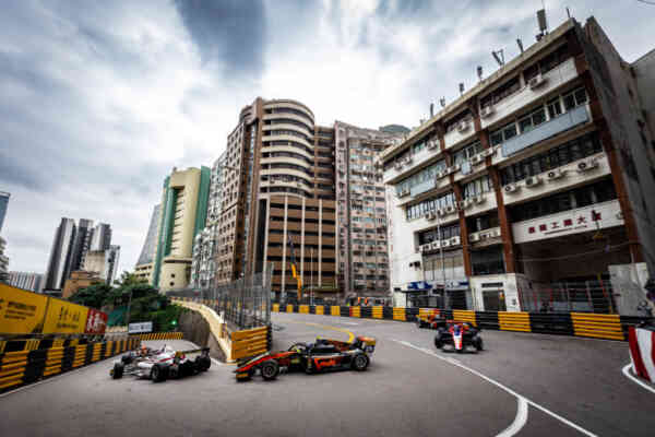 Kucharczyk 14. w pierwszych kwalifikacjach