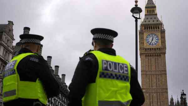 Przez pomyłkę wypuścili dwóch więźniów. Zwrot na Wyspach